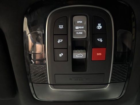 Used 2025 Hyundai Palisade Calligraphy image 16