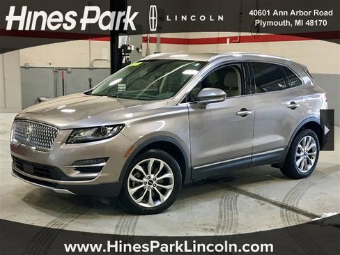 Used 2019 Lincoln MKC Select w/ Select Plus Package image 1