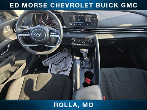 Used 2021 Hyundai Elantra SEL image 23