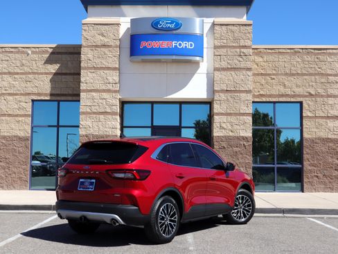 New 2025 Ford Escape SE w/ PHEV Premium Package image 6