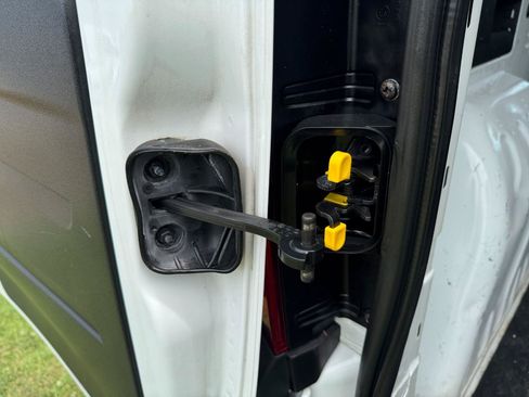 Used 2016 RAM ProMaster City Tradesman FWD image 19