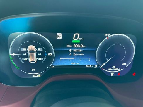 Used 2025 Maserati Grecale Folgore AWD/4WD image 18