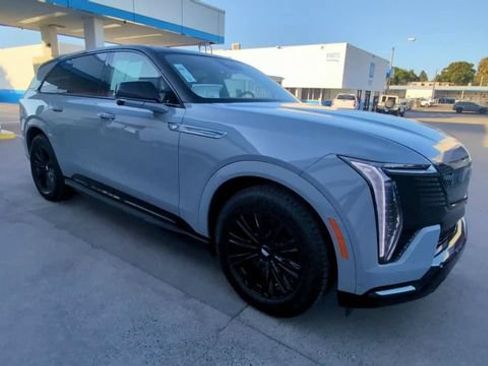 Used 2026 Cadillac Escalade IQ Sport 1 AWD/4WD image 2