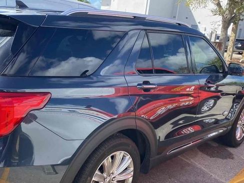 Used 2024 Ford Explorer King Ranch w/ Technology Package image 2