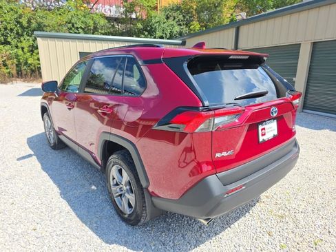 Certified 2024 Toyota RAV4 XLE w/ Convenience Package AWD/4WD image 4