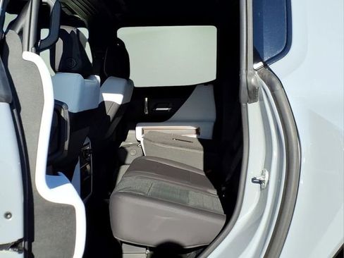 Used 2025 GMC Hummer EV 3X AWD/4WD image 13