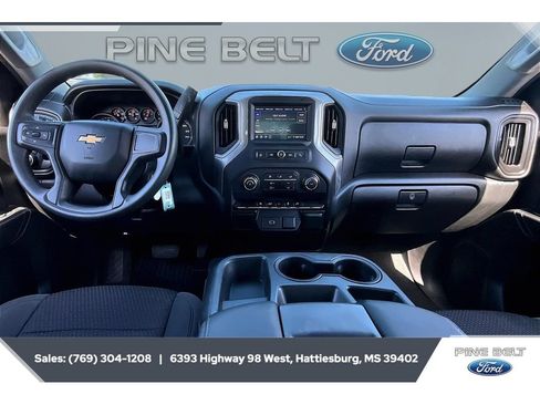 Used 2020 Chevrolet Silverado 1500 Custom w/ Custom Value Package AWD/4WD image 14