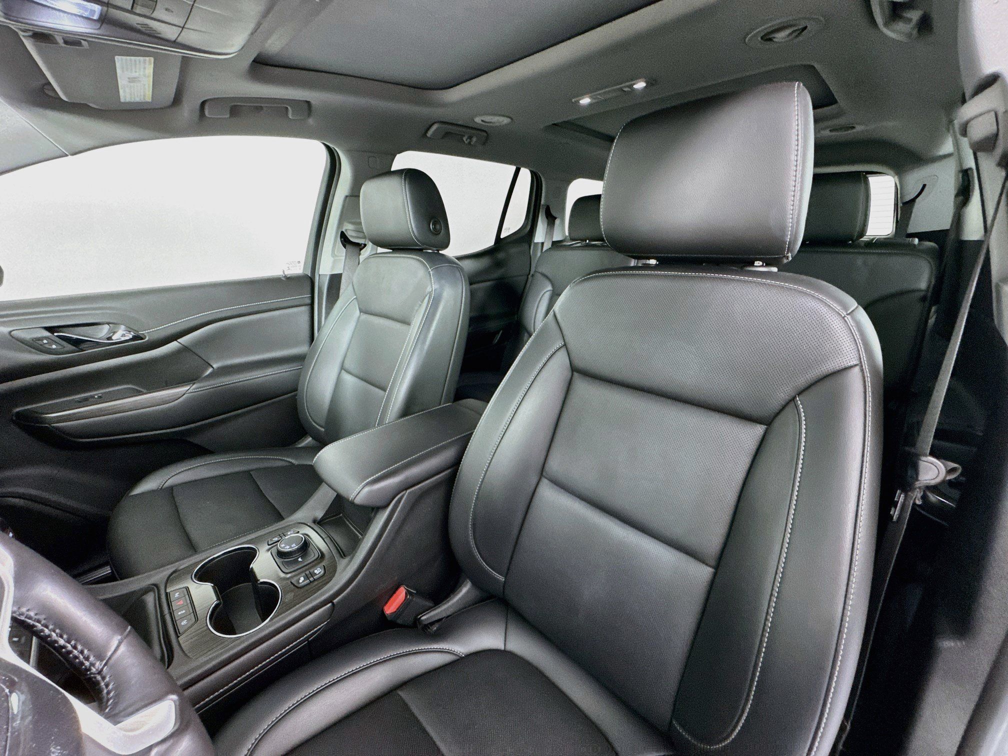 Used 2021 GMC Acadia SLT w/ Technology Package FWD image 20