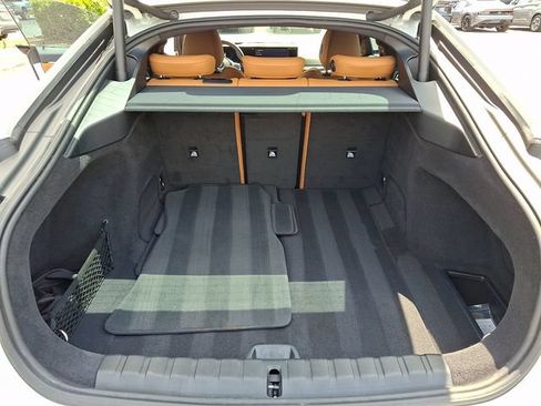 Used 2023 BMW i4 eDrive40 w/ M Sport Package RWD image 32