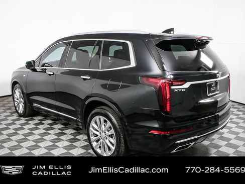 Used 2020 Cadillac XT6 Premium Luxury image 3