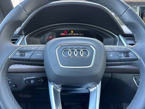 Used 2023 Audi Q5 2.0T Premium Plus w/ Premium Plus Package AWD/4WD image 31
