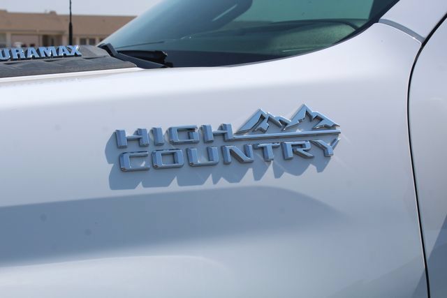 Used 2020 Chevrolet Silverado 2500 High Country w/ Z71 Off-Road Package AWD/4WD image 12