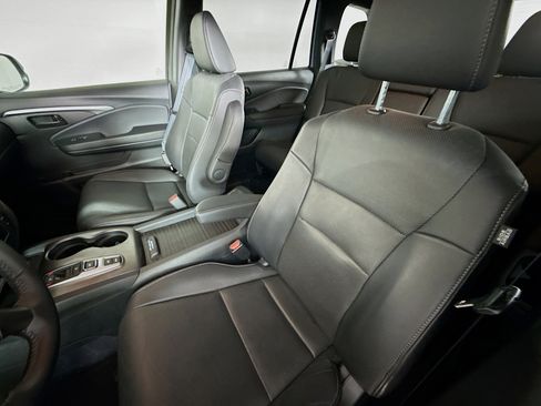 Used 2023 Honda Passport EX-L image 25