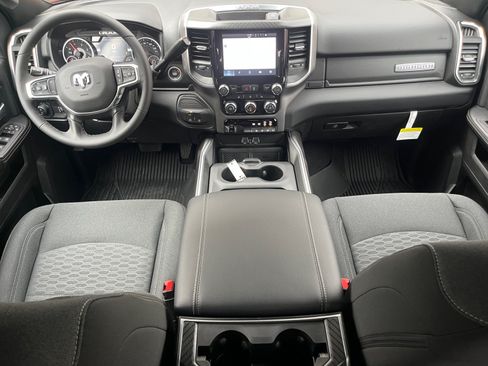 New 2026 RAM 3500 Big Horn AWD/4WD image 15