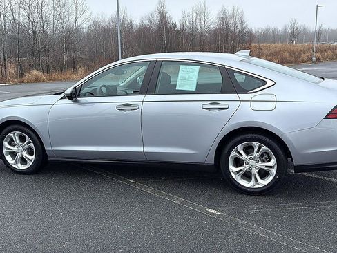 Used 2023 Honda Accord LX image 11