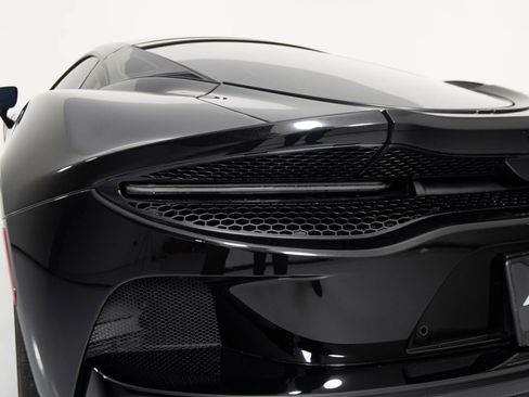 Used 2023 McLaren GT RWD image 47