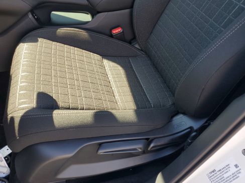 New 2026 Honda HR-V LX image 20