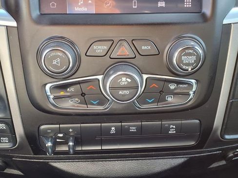 Used 2022 RAM 1500 Classic Warlock w/ Electronics Group AWD/4WD image 9