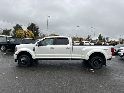 Used 2019 Ford F450 Platinum w/ Platinum Ultimate Package image 2