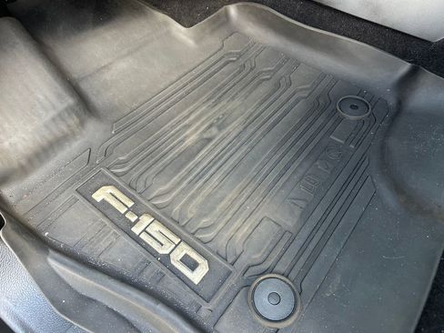 Used 2021 Ford F150 Lariat w/ Equipment Group 502A High image 30