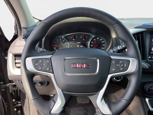 Used 2023 GMC Terrain SLT w/ Tech Package FWD image 26