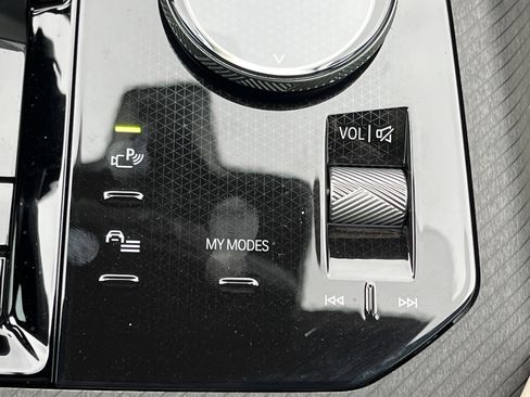 New 2026 BMW X3 xDrive30 w/ Convenience Package image 8