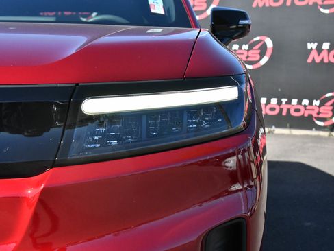 Used 2024 Honda Prologue EX image 11