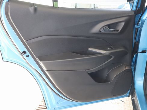 New 2026 Chevrolet Trax LT w/ Driver Confidence Package image 24