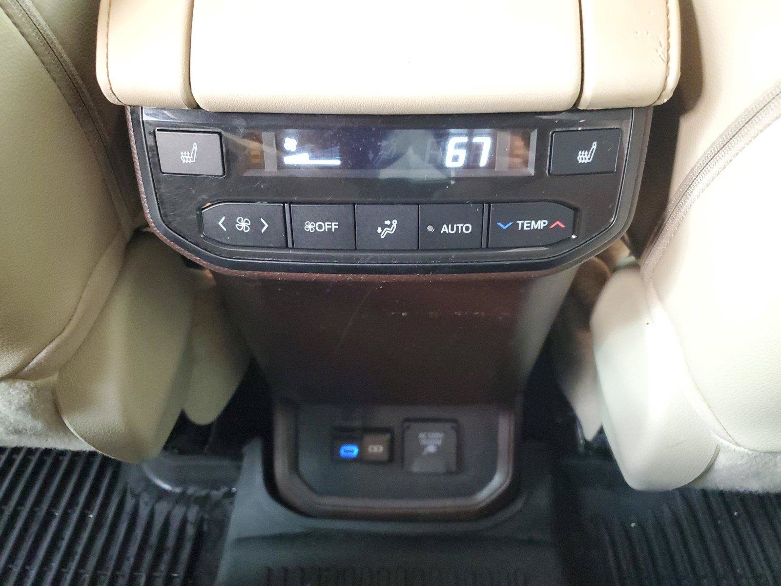 Used 2022 Toyota Highlander Platinum AWD/4WD image 12