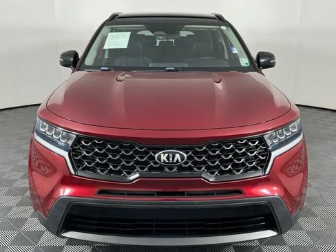 Used 2021 Kia Sorento S w/ Panoramic Sunroof Package AWD/4WD image 3