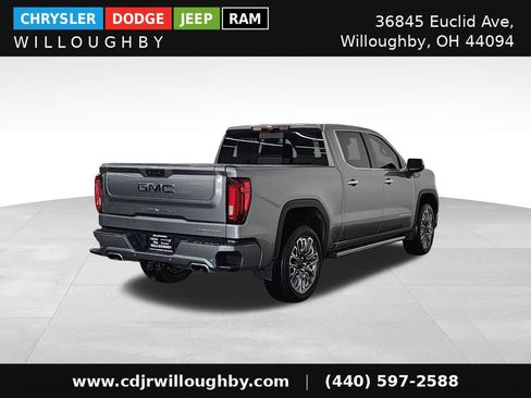 Used 2023 GMC Sierra 1500 Denali Ultimate AWD/4WD image 9