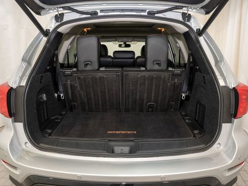 Certified 2020 Nissan Pathfinder SL image 5