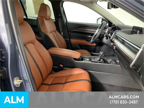 Used 2025 MAZDA CX-50 Meridian Edition w/ Apex Package image 32