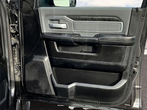 Used 2019 RAM 2500 Big Horn image 20