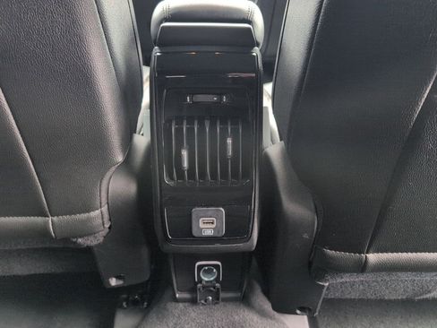 Used 2024 Jeep Compass Limited image 16