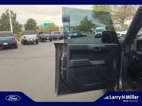 Used 2023 Ford Bronco Outer Banks image 13