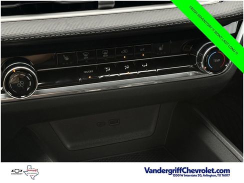 New 2026 Chevrolet Equinox LT FWD image 17