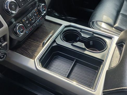 Used 2021 Ford F250 Lariat w/ Tremor Off-Road Package image 44