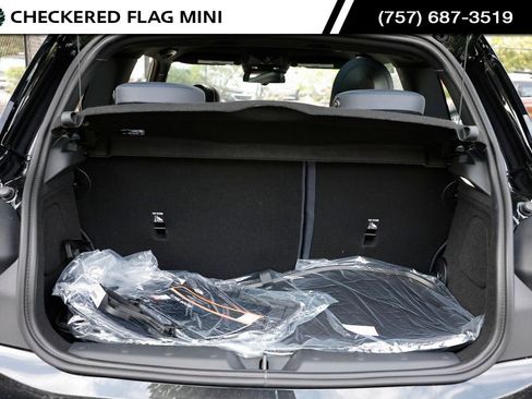 Used 2025 MINI Cooper S FWD image 25