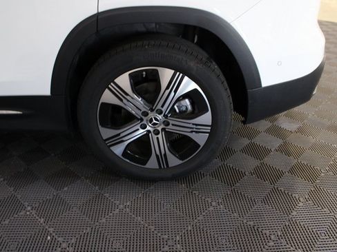 New 2024 Mercedes-Benz EQB 300 4MATIC image 10