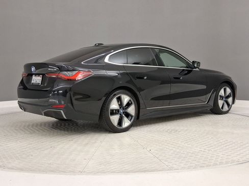 Used 2023 BMW i4 eDrive35 RWD image 7