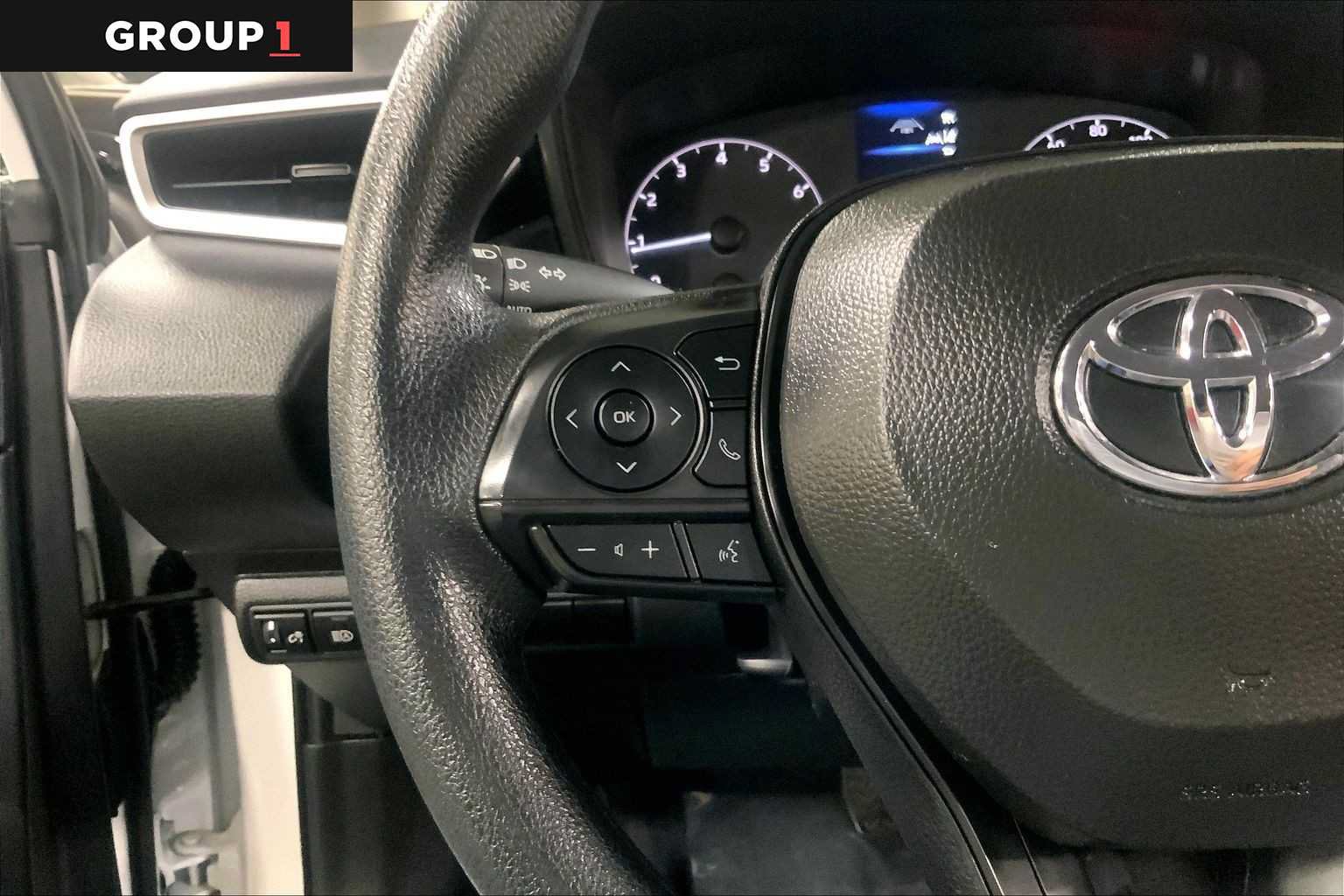 Certified 2025 Toyota Corolla LE FWD image 24
