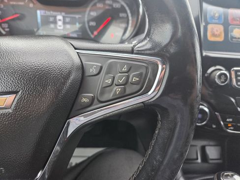 Used 2017 Chevrolet Cruze Premier FWD image 20