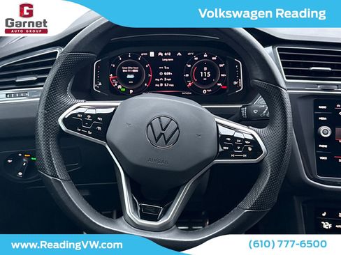 Used 2022 Volkswagen Tiguan SEL R-Line image 14