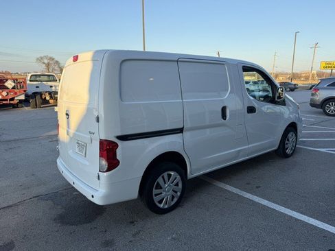 Used 2021 Nissan NV200 SV image 3