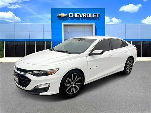 Used 2024 Chevrolet Malibu RS w/ LPO, Floor Liner Package image 7