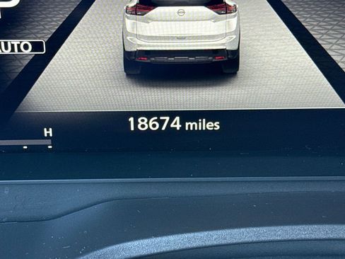 Certified 2024 Nissan Rogue SL w/ SL Premium Package image 18