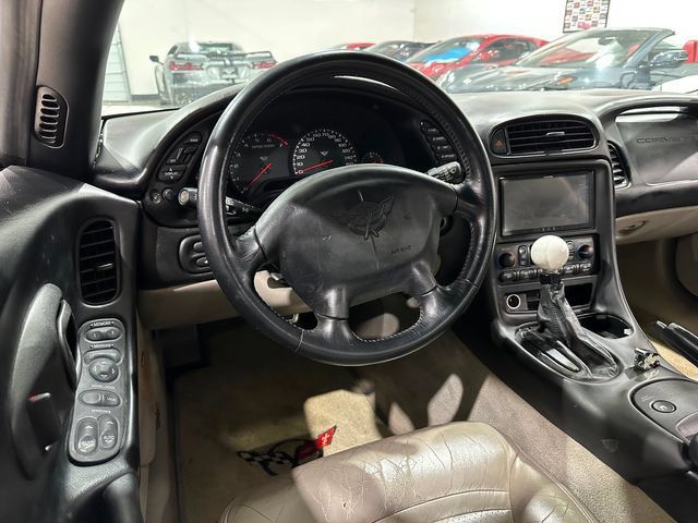 Used 2002 Chevrolet Corvette Convertible w/ Preferred Equipment Group2 RWD image 4