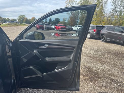 Used 2022 Audi Q5 2.0T Premium Plus w/ Premium Plus Package image 26