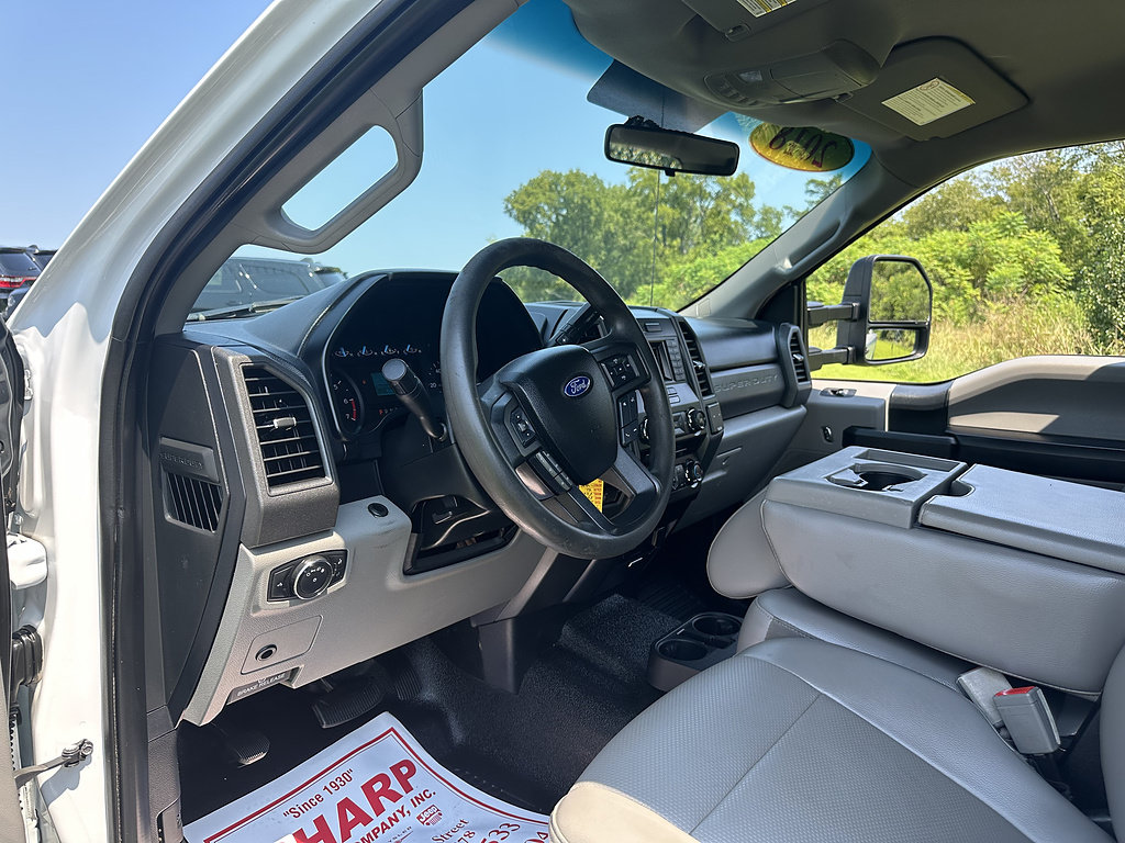 Used 2018 Ford F250 XL w/ Power Equipment Group AWD/4WD image 11